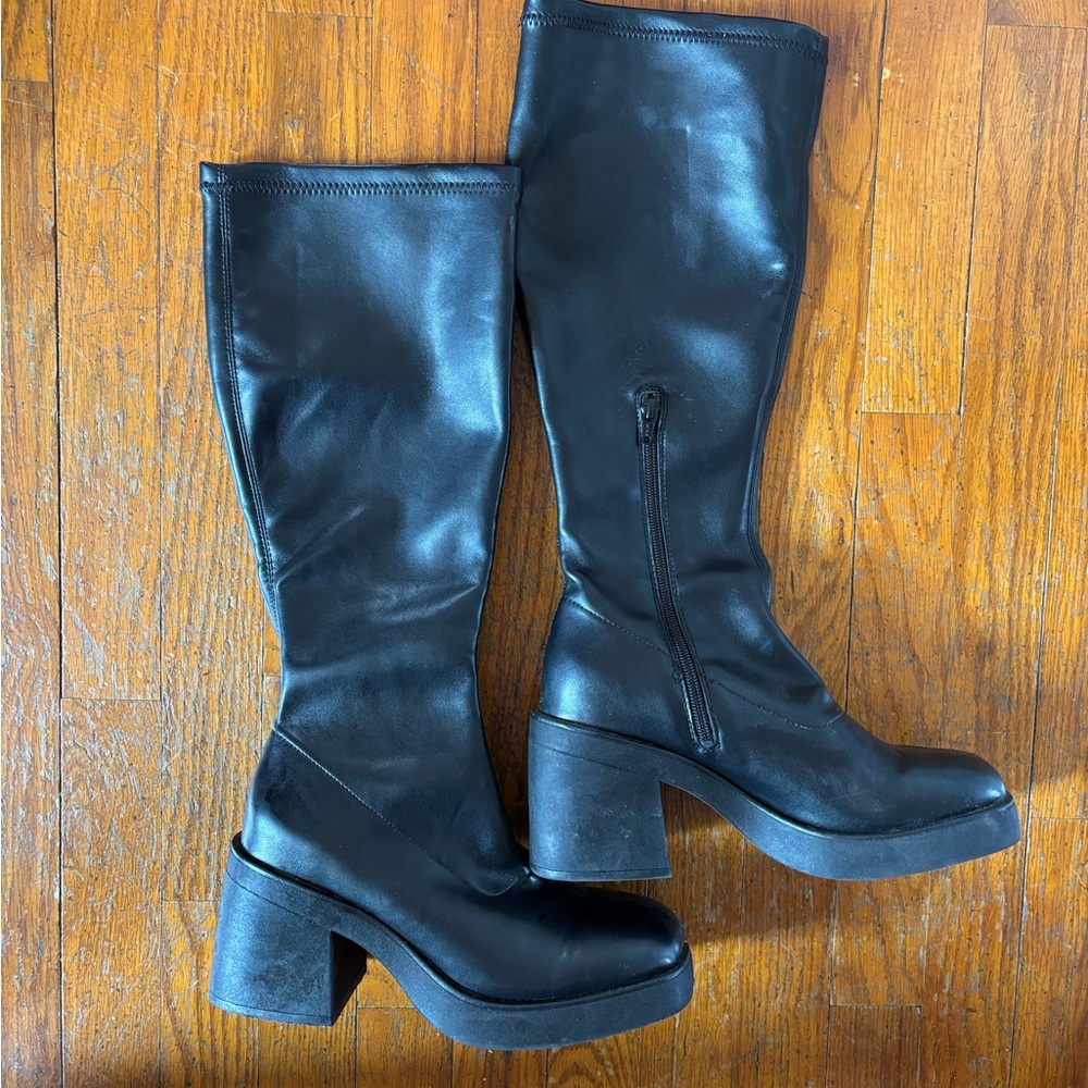 Hunter for Target Sleek Black Heeled Boots